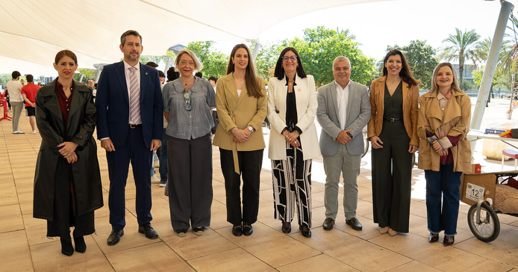 Surbanrace pone a prueba el ingenio de estudiantes en la construcción de vehículos solares